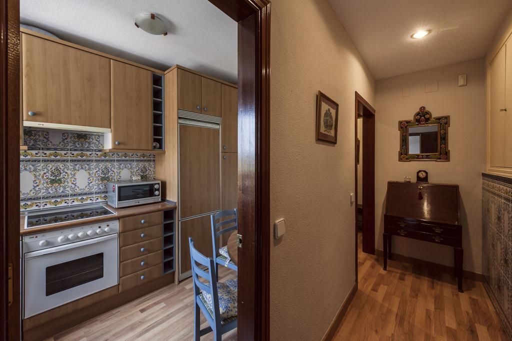 Ferienwohnung Atico-Terraza Imperial Toledo Zimmer foto